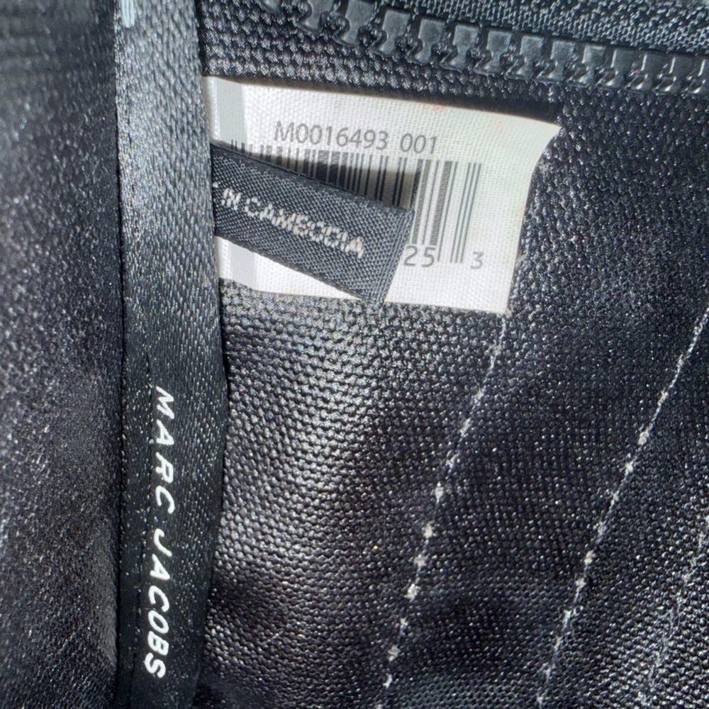 Marc Jacobs The Tote Bag Small - Picture 5 of 6